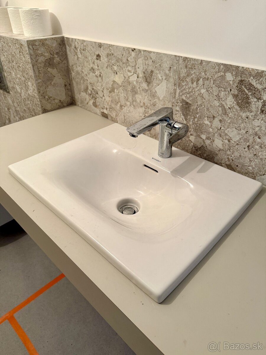 Umývadlo Duravit + batéria Hansgrohe + sifón Flowstar