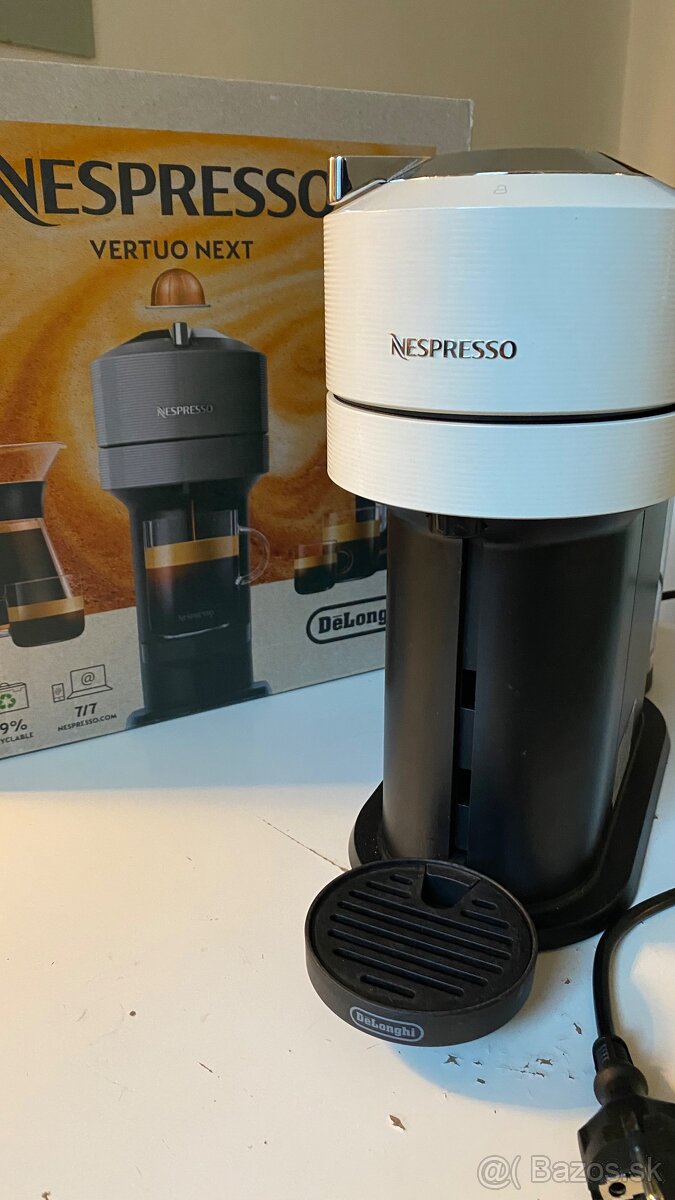 Kávovar Nespresso Vertuo Next