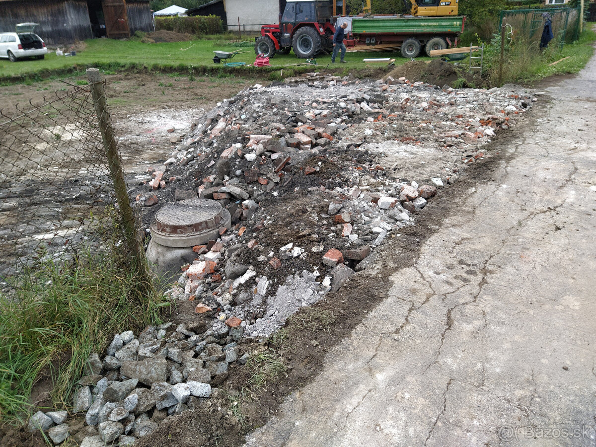 Príjmem suť, stavebný odpad - pozemok na zavezenie