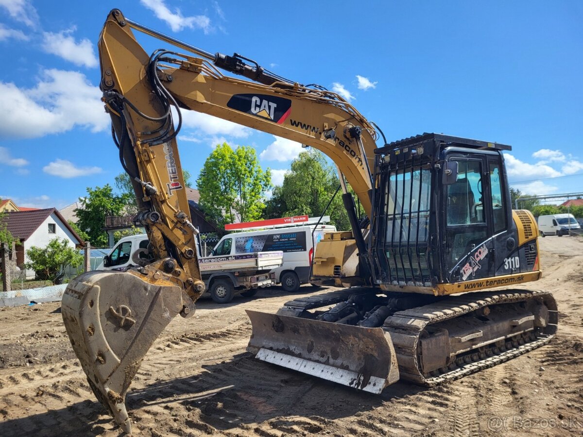 CATERPILLAR 311 D LRR