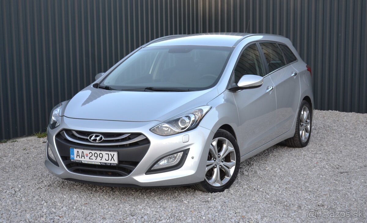 Hyundai i30 CW 1.60 SR voz, 1. maj, Serv. história, TOP výba