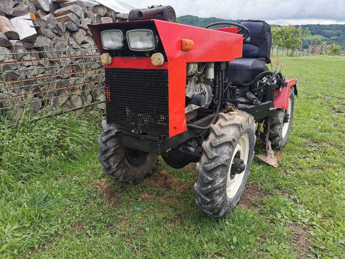 Malotraktor 4x4