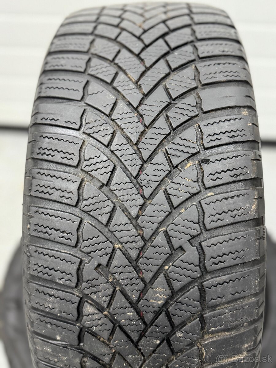 Bridgestone 205/50R17 Zimné