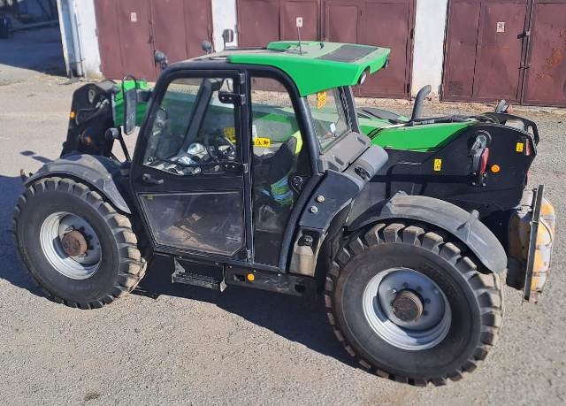 Teleskopický manipulátor Deutz Fahr