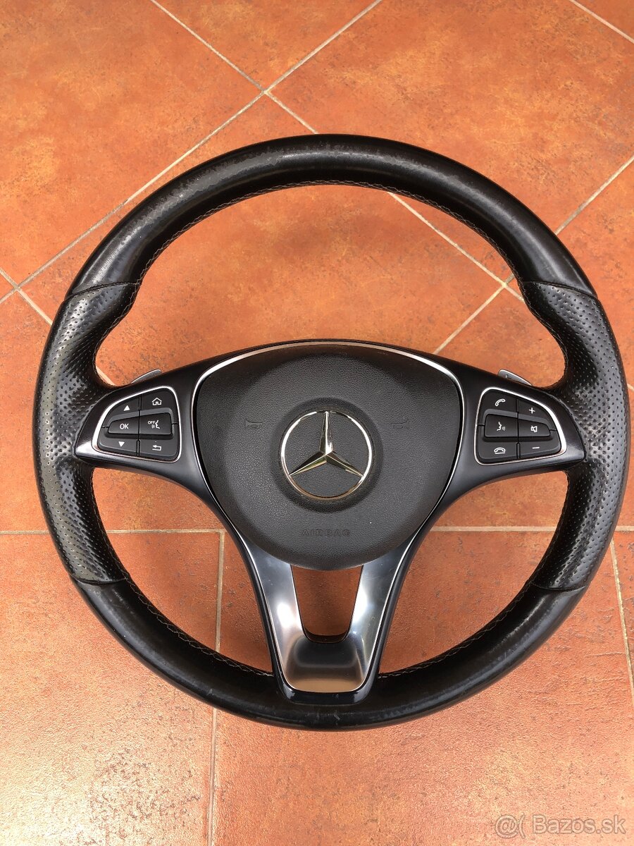 Mercedes v