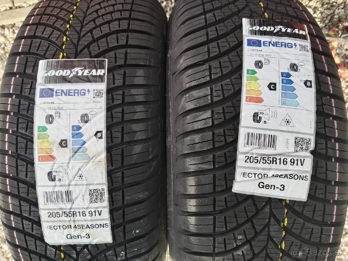 Celoročne pneumatiky Goodyear 205/55 R16