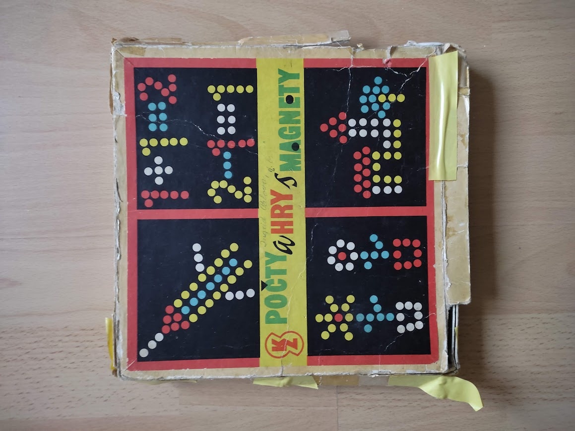 Retro hra "Počty a hry s magnetmi"