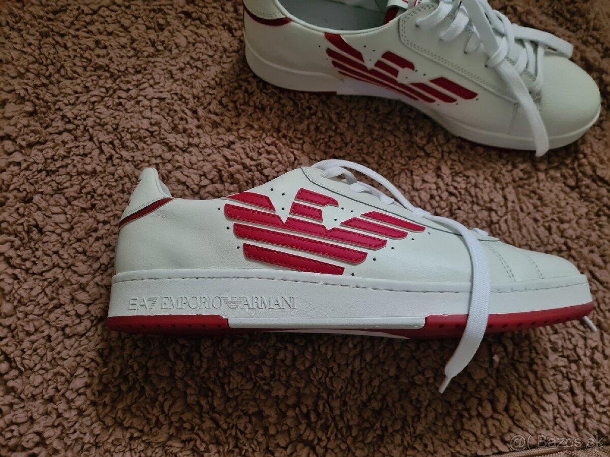 Emporio Armani ,koža 44.