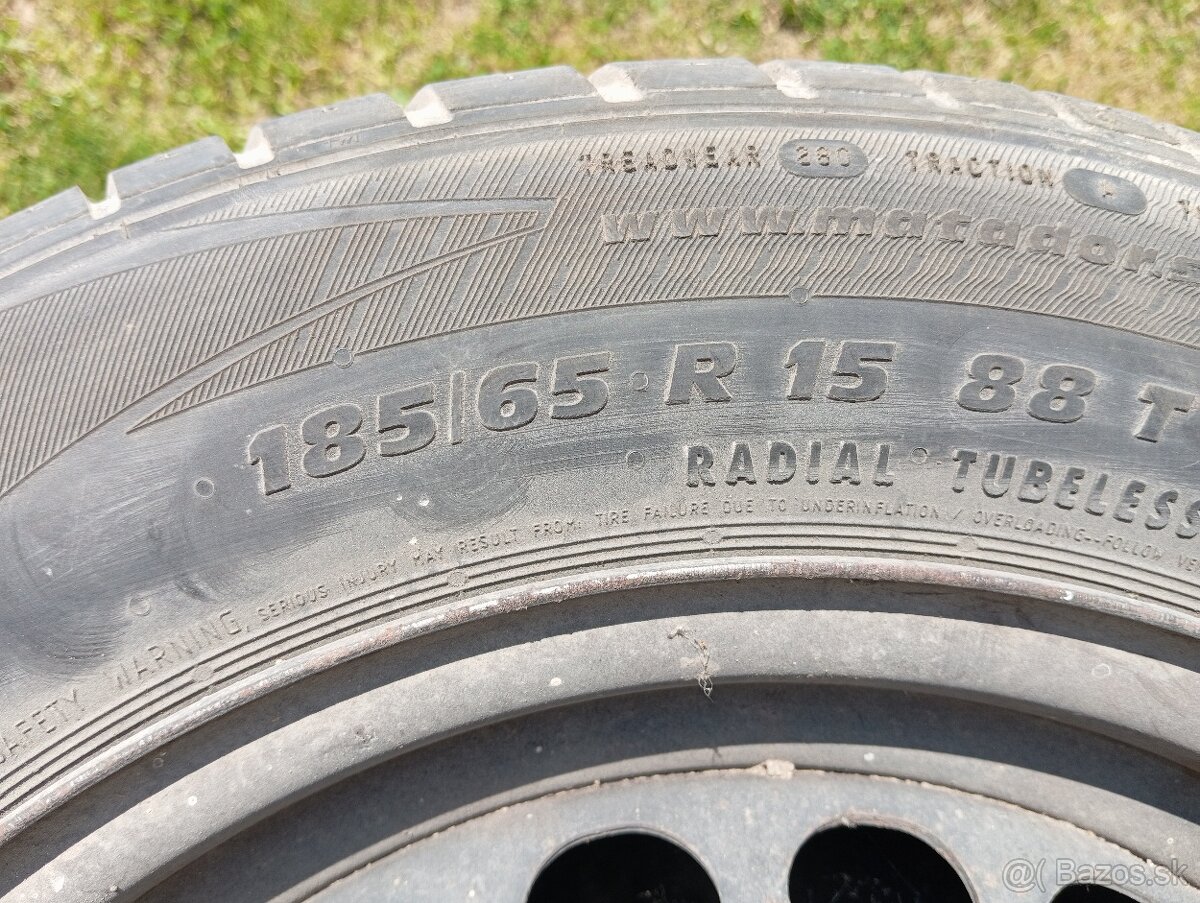 4 ks185/65 R15 letné pneu