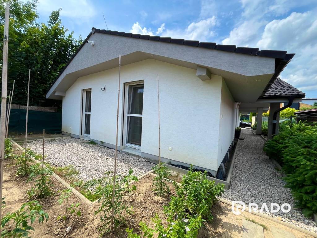 RADO | Moderný 4i rodinný bungalov 687m2 | Legionárska | Tre