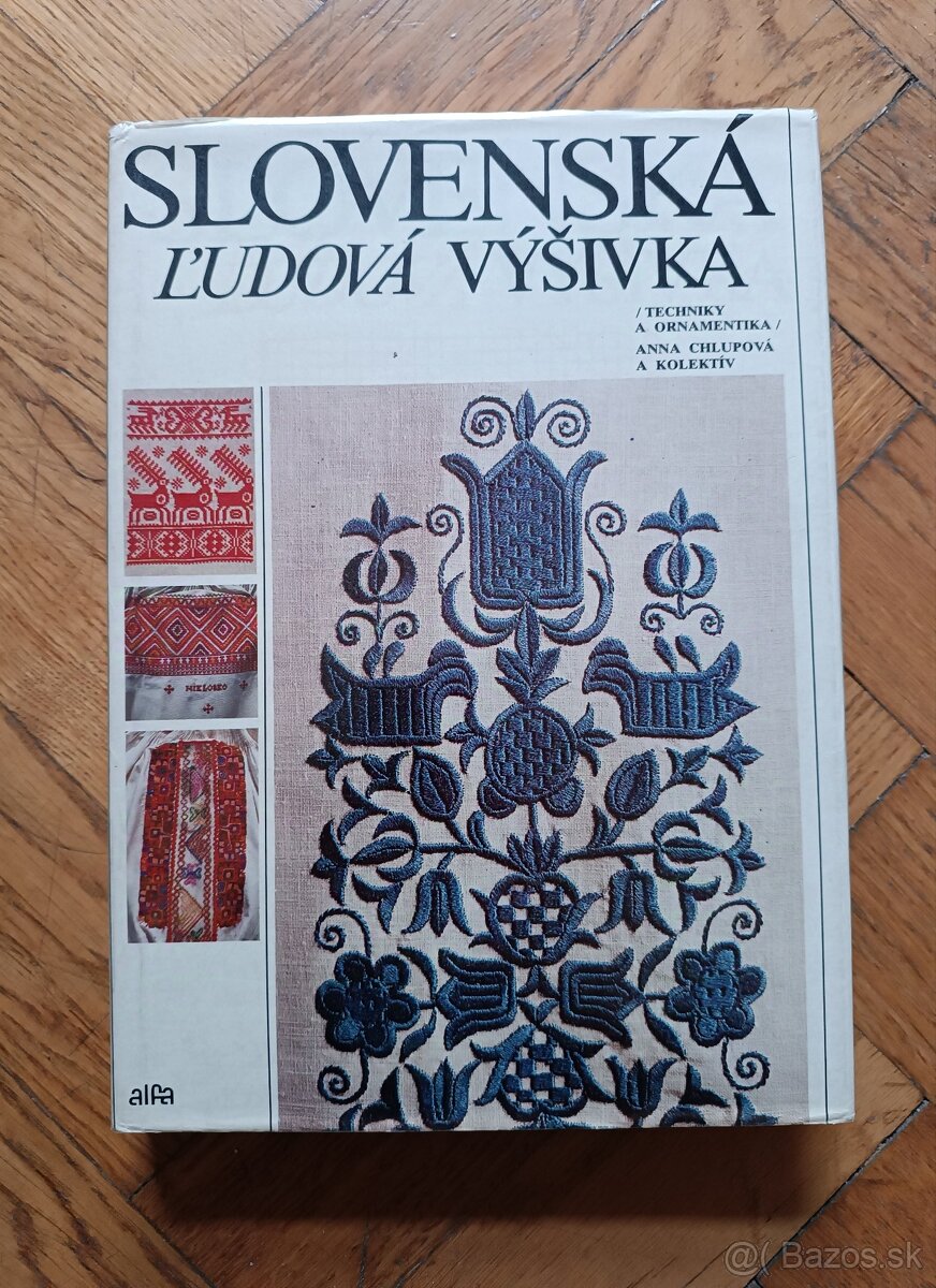 Ľudový odev, výšivky, modrotlač