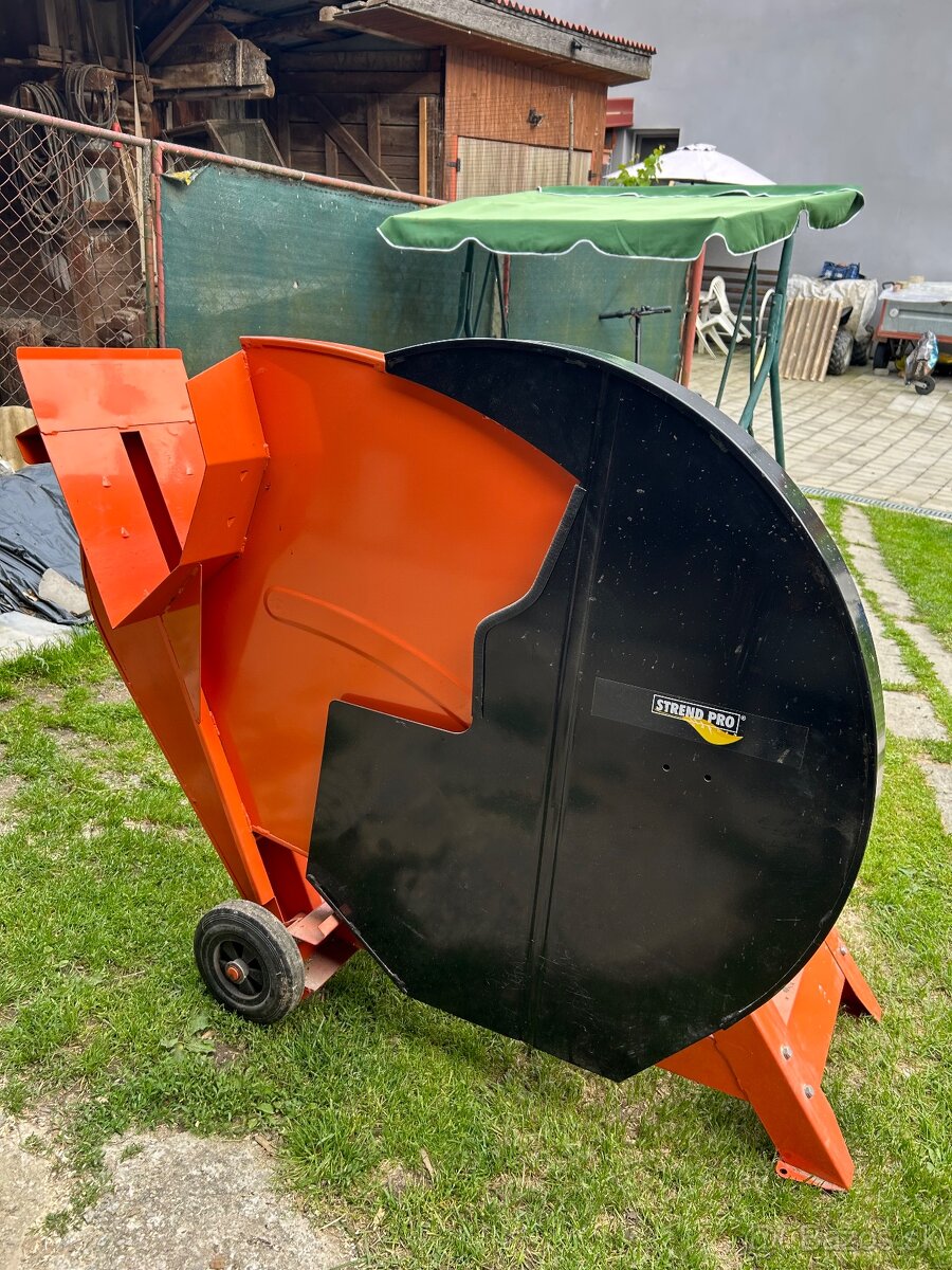 Cirkulárka CS700A