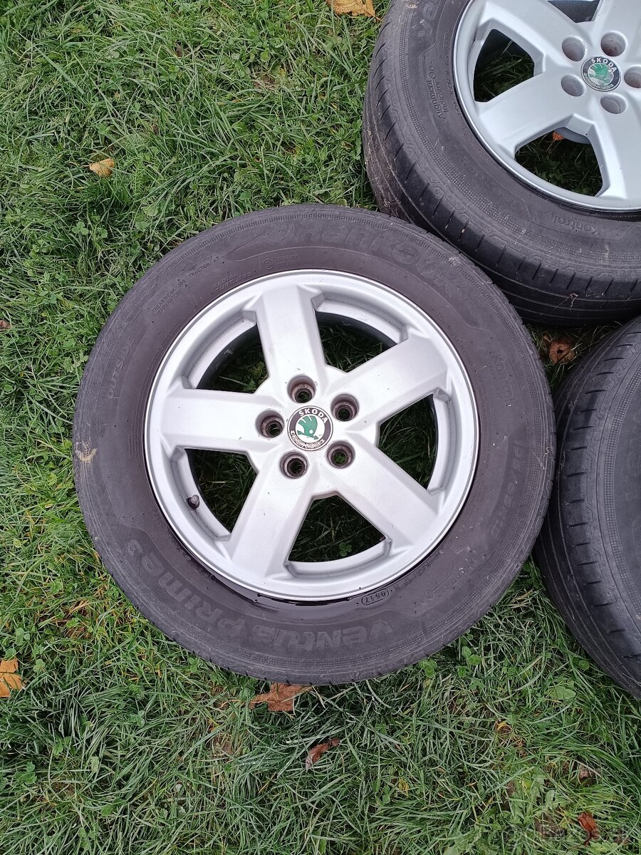 Predám letné pneu Hankook s diskami 195/65 r15