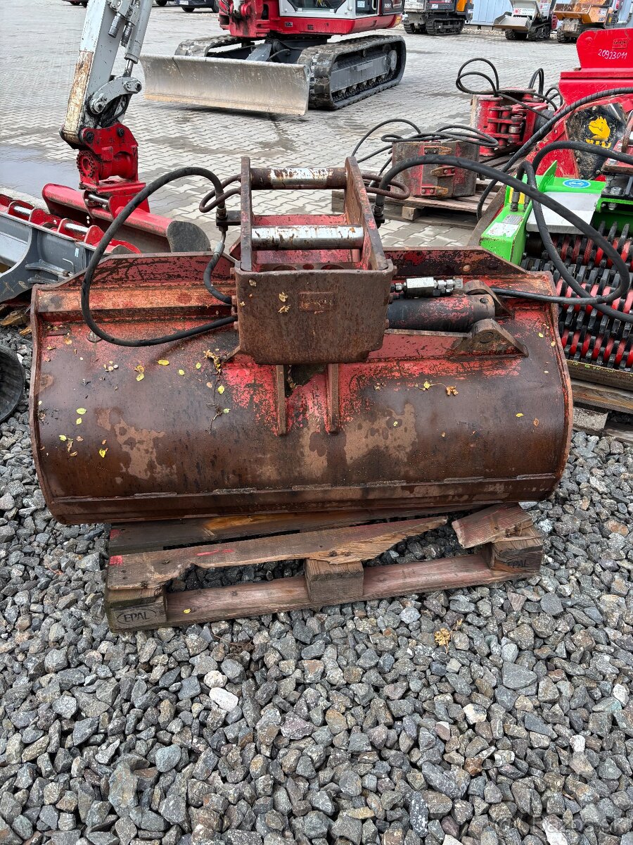 Hydraulická svahovacia lyžica MARTIN