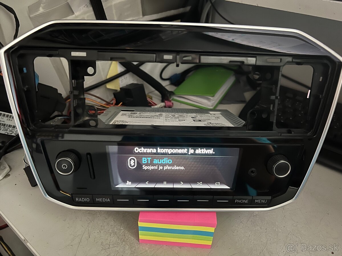 VW UP radio 1S0035871A