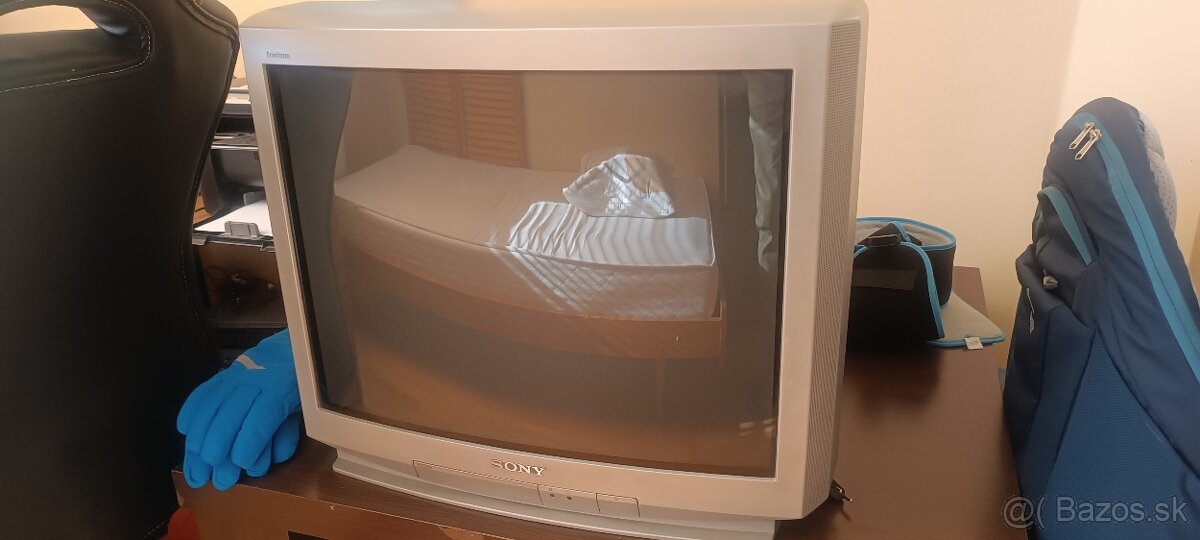 Predám Sony high black trinitron