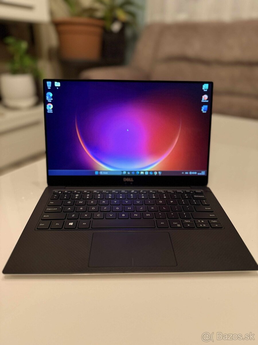 Dell XPS 13 7390 | i7 10710U | 16GB | 4K dotykový