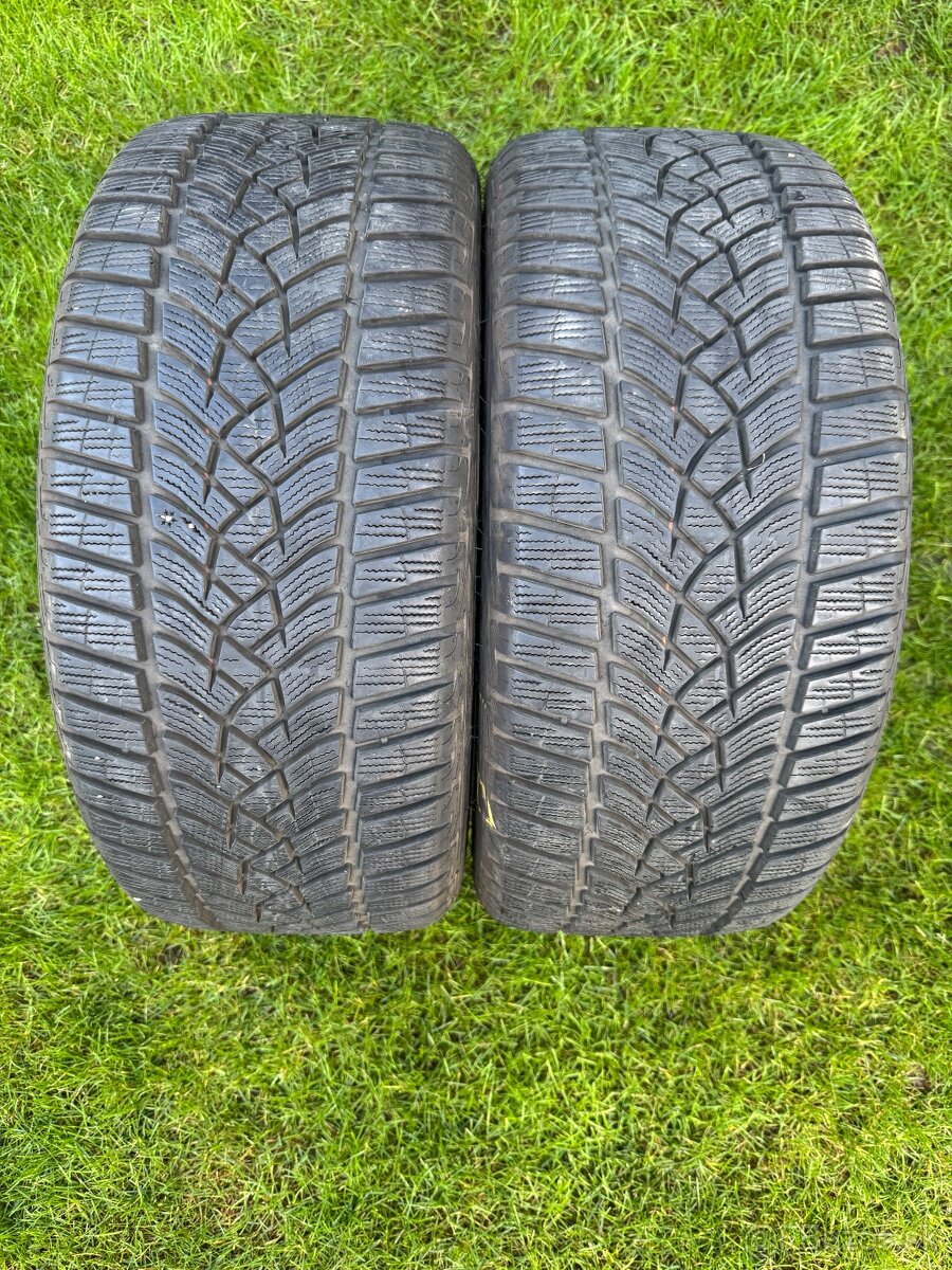 225/40 R18 zimne pneu Goodyear