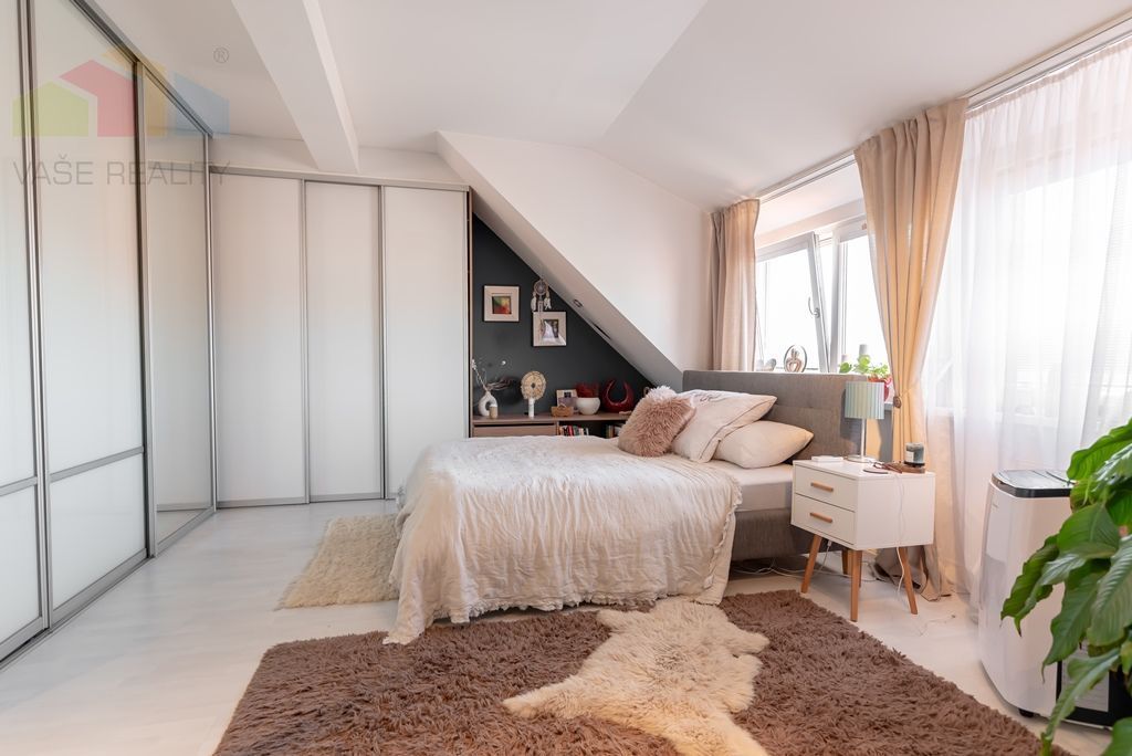 Na predaj nádherný a výnimočný priestranný mezonet, 141 m²,
