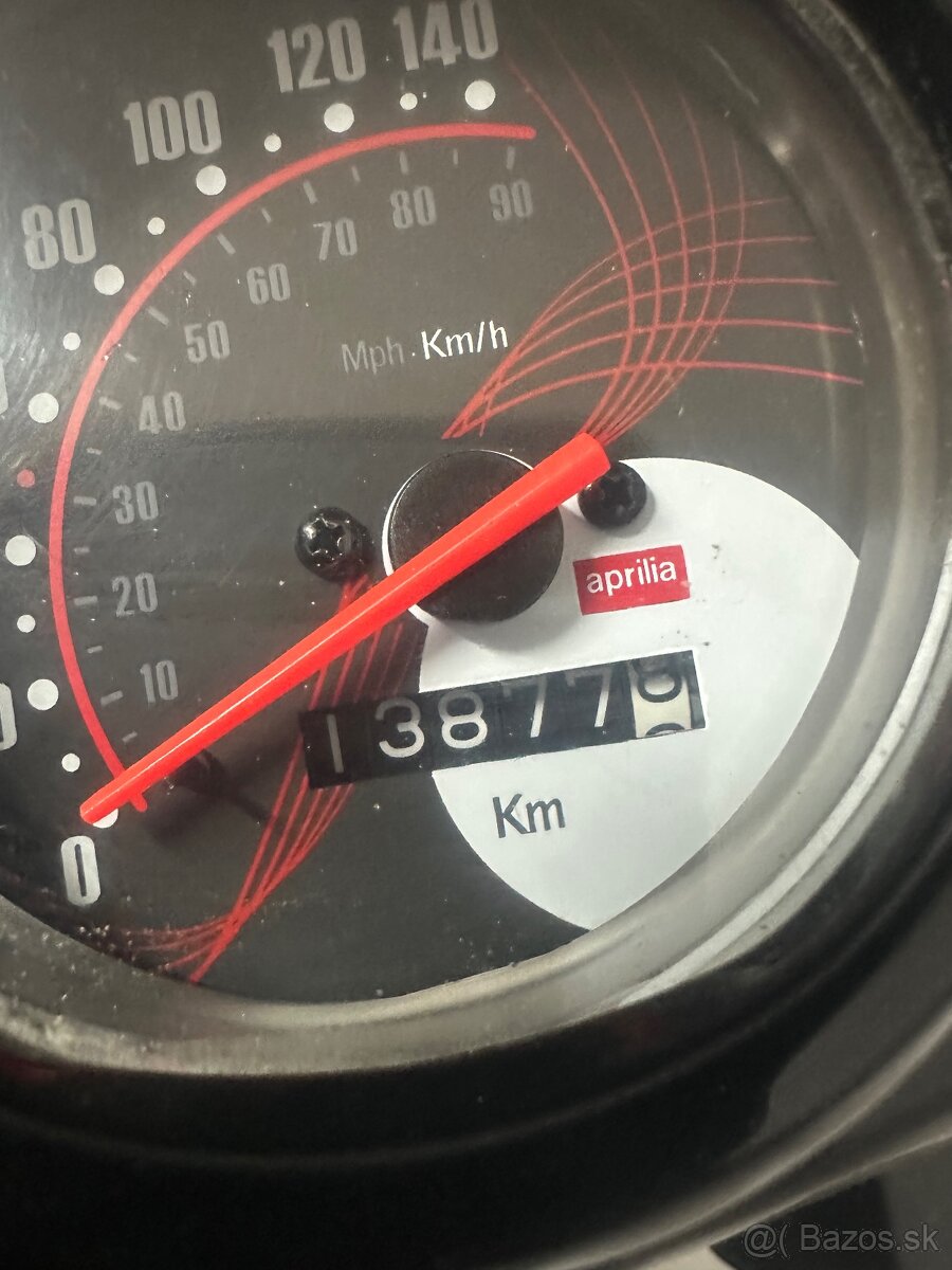 Aprília SR 125 motard (2015)