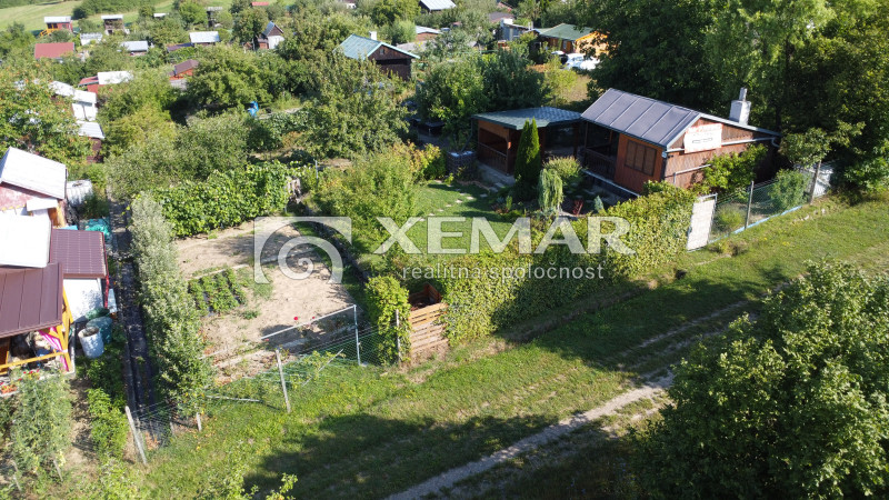 Predaj záhrada s chatkou Zvolen