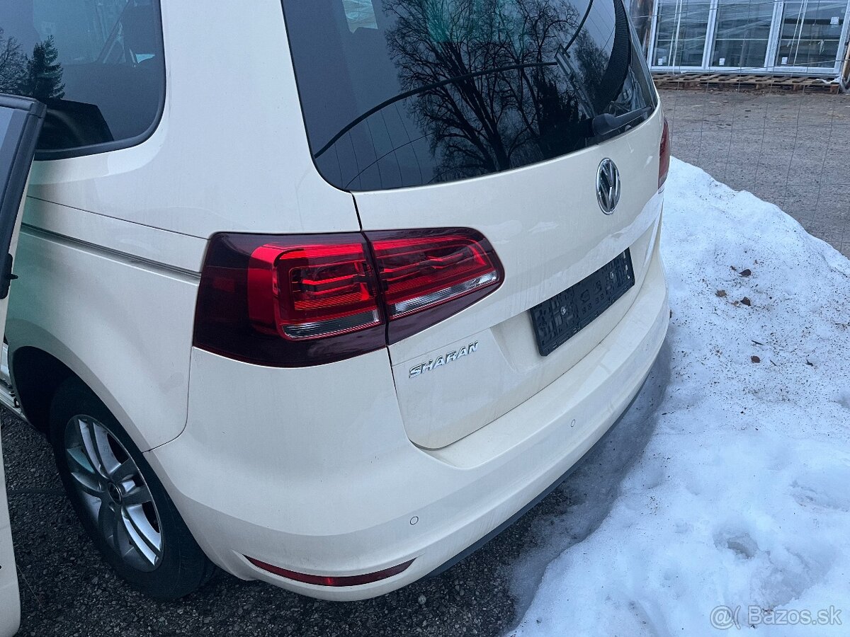 Zadný kufor vw sharan 7n r.v. 2020