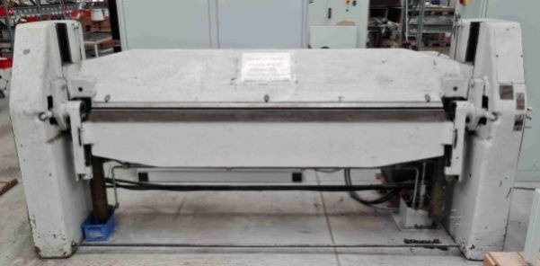 Model XONM 2000-2A ohýbačka plechu k prodeji