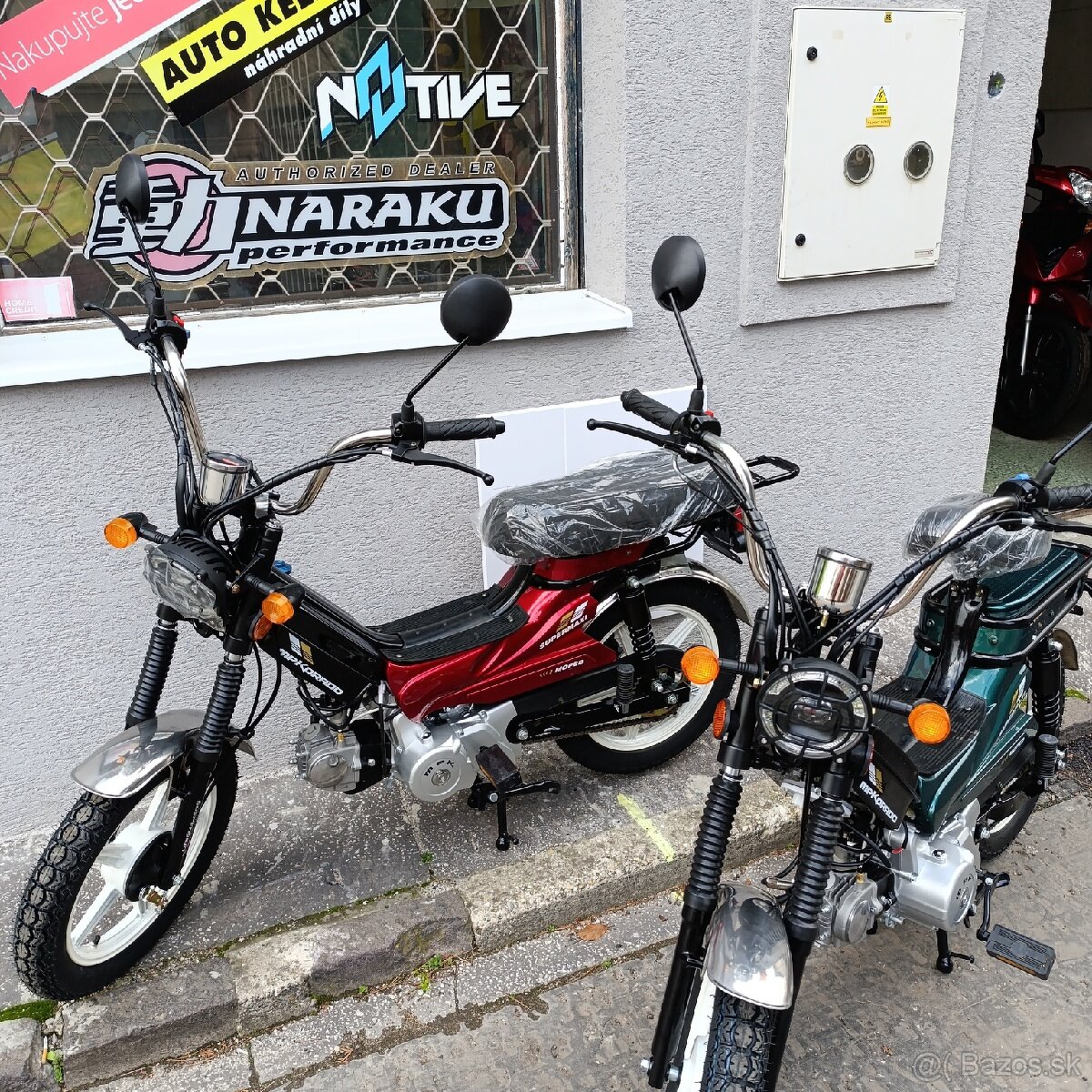 POZOR Moped Mp Korado 50efi -POSLEDNY KUS dlhé sedlo cervene