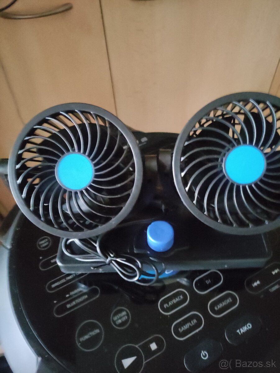 Větráky do auta.