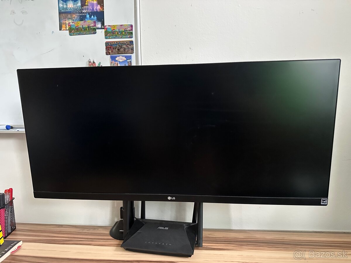 LG UltraWide 29” - 2560x1080 / 75Hz / IPS