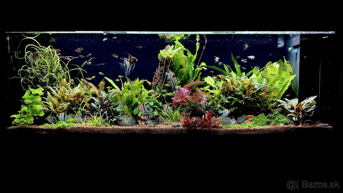 WRGB led svetlo na akvárium 100- 200cm/180w