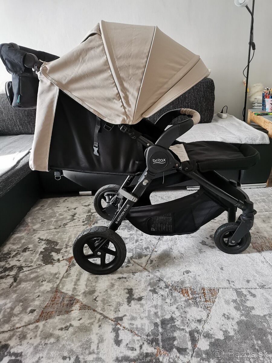 Britax B motion 4 plus