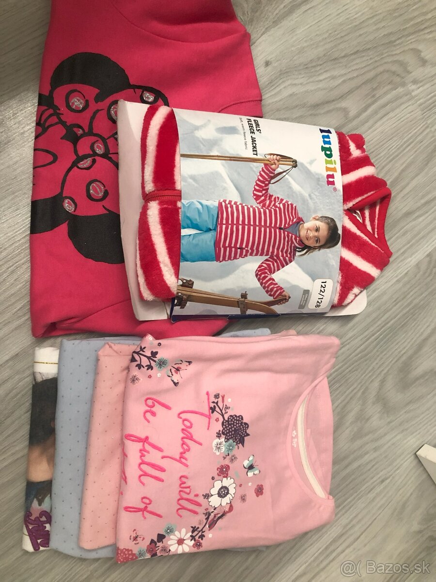 Mikiny a tričká s dlhým rukávom