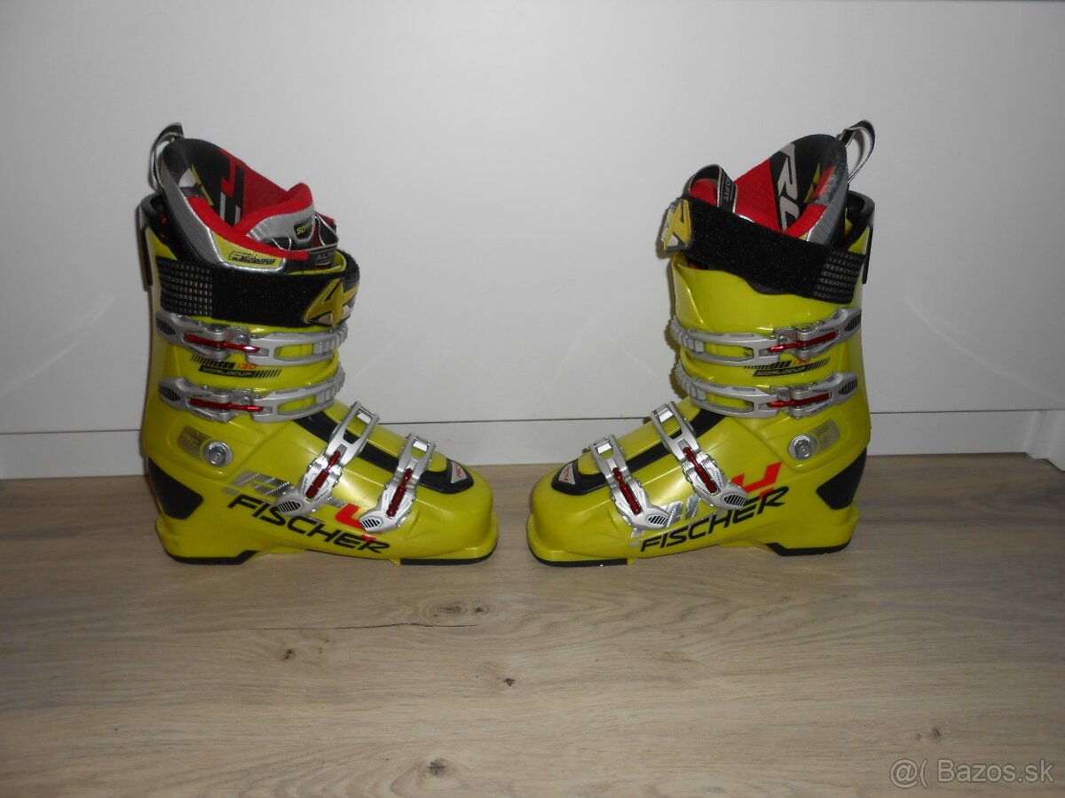 Predam v peknom stave panske lyziarky FISCHER RC4