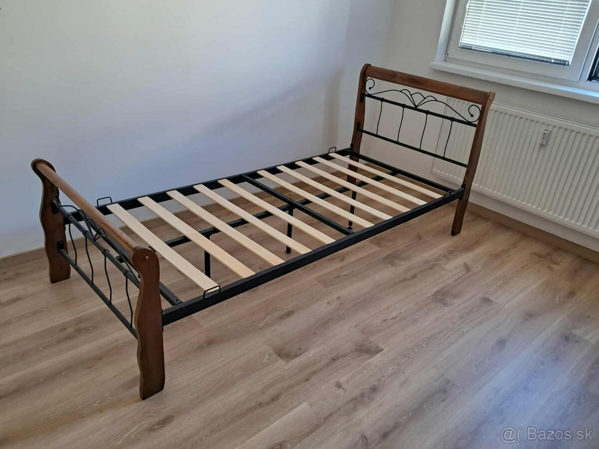 Kovovodrevena POSTEL -