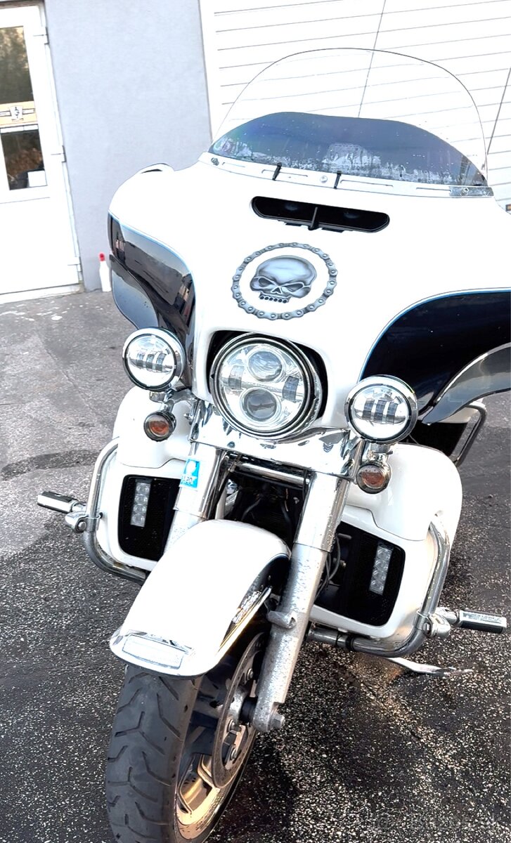 Harley Davidson FLHTCU Electra glide 2014