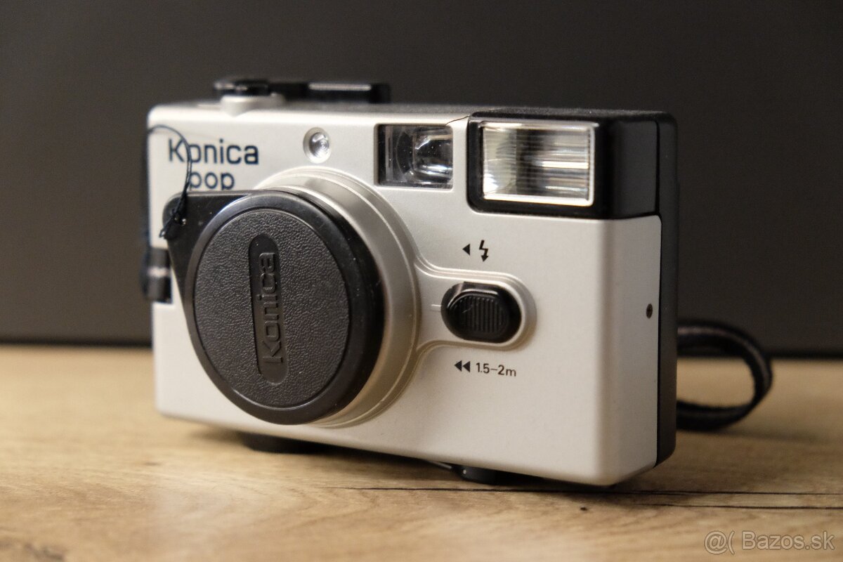 Konica pop analógový fotoaparát