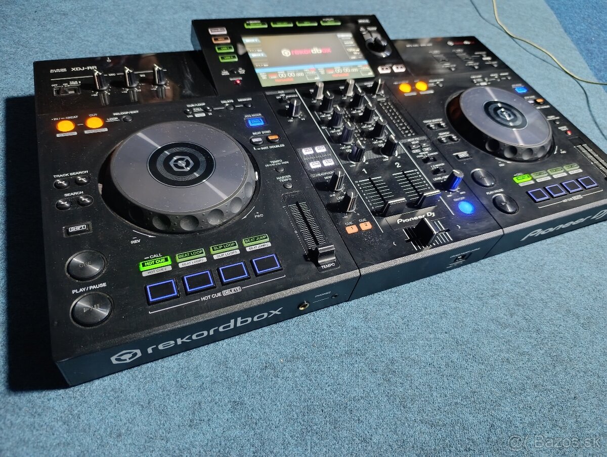 Pioneer XDJ-RR DJ kontroler