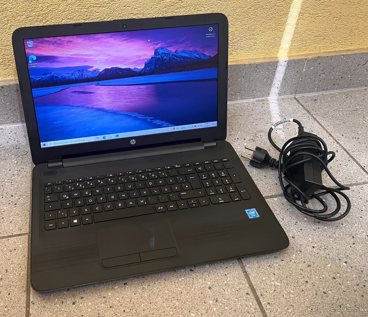 HP 15 / Celeron N3060 / 4GB RAM / 256GB SSD / 15.6"