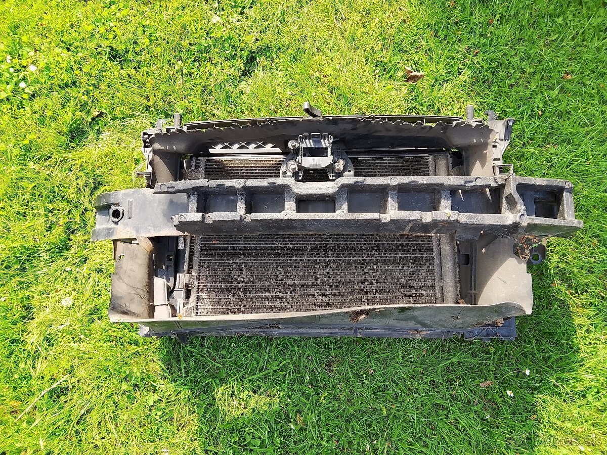 Škoda Superb 3 předek,kapota,blatníky,chladice