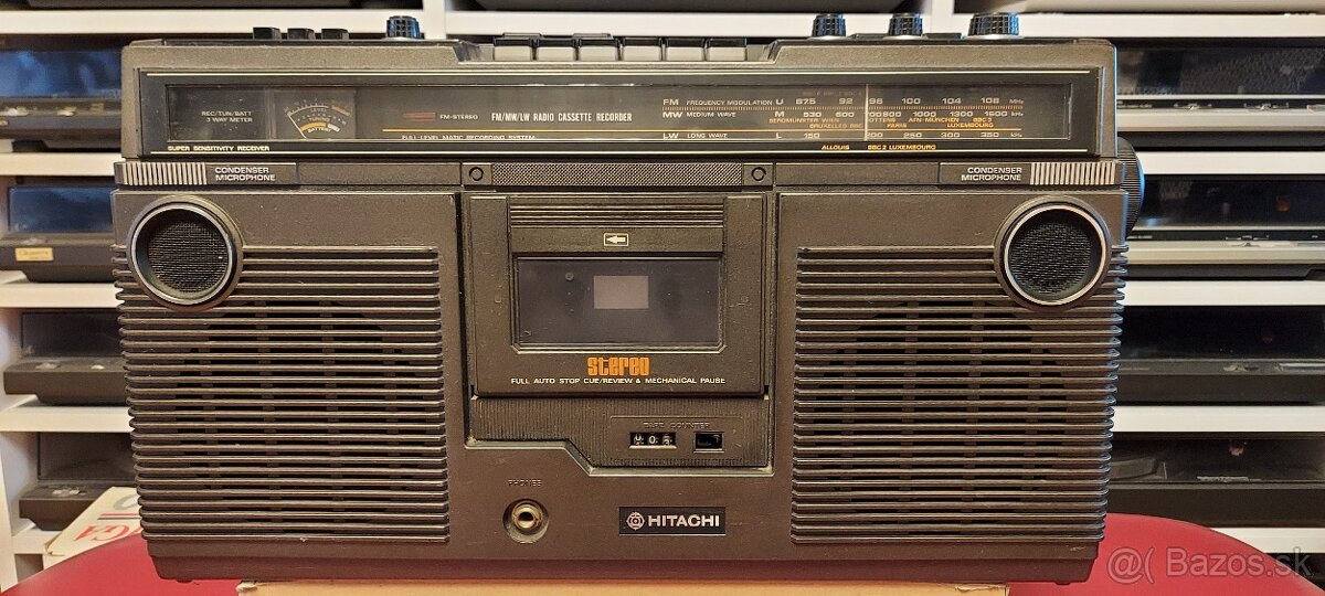 Predám vintage boombox Hitachi TRK-5280E
