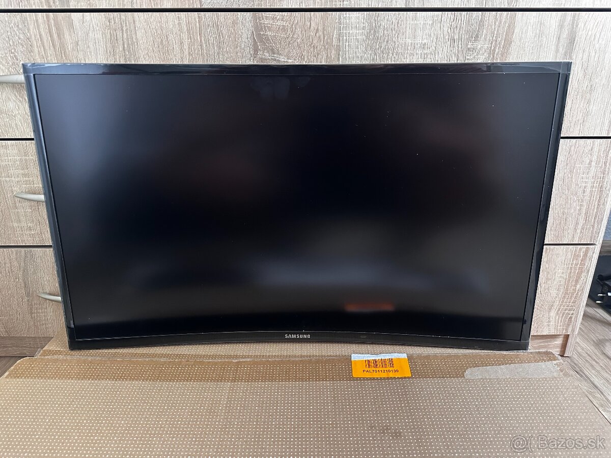 Samsung C27F390