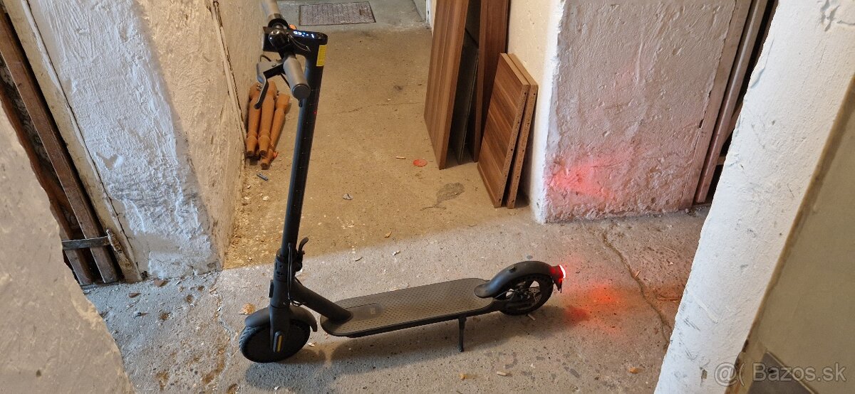 Xiaomi Mi Electric Scooter 2