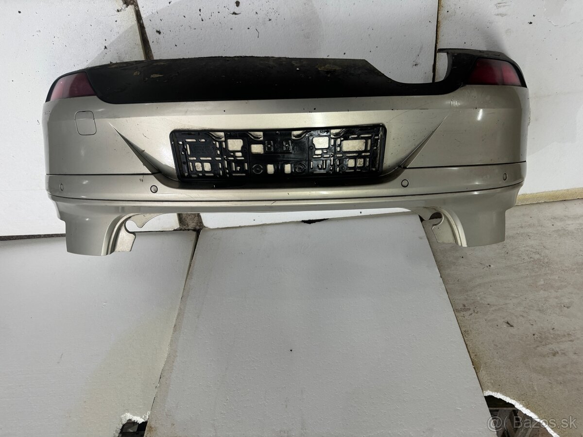 Seat toledo zadny naraznik