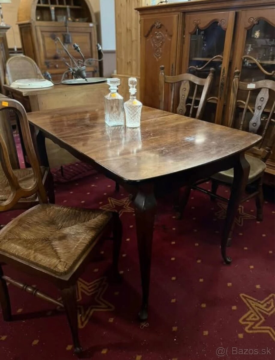 Jedálenský stôl rozkladací , drevo, bazar,