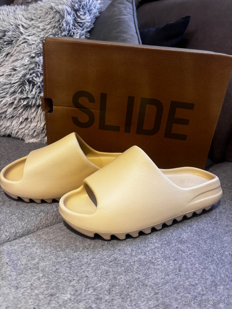 Adidas Yeezy Slide