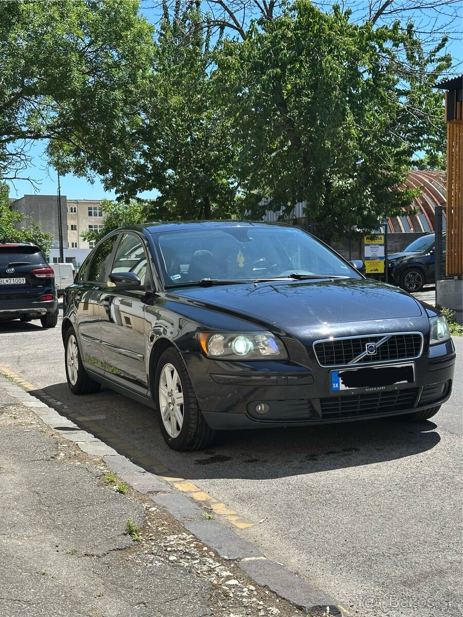 Volvo S40