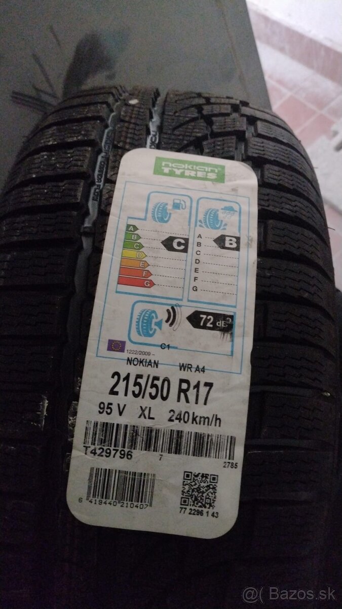 Nokian 215/50R17