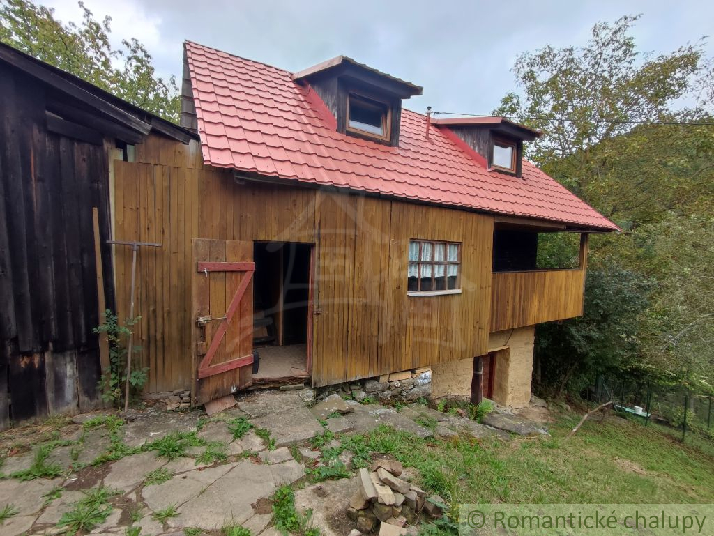 Dom / chata / drevenica vhodná na oddych, turistiku a špor