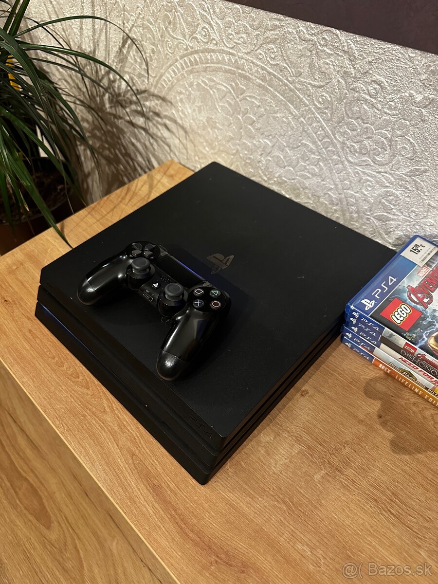 Playstation 4 Pro  1TB